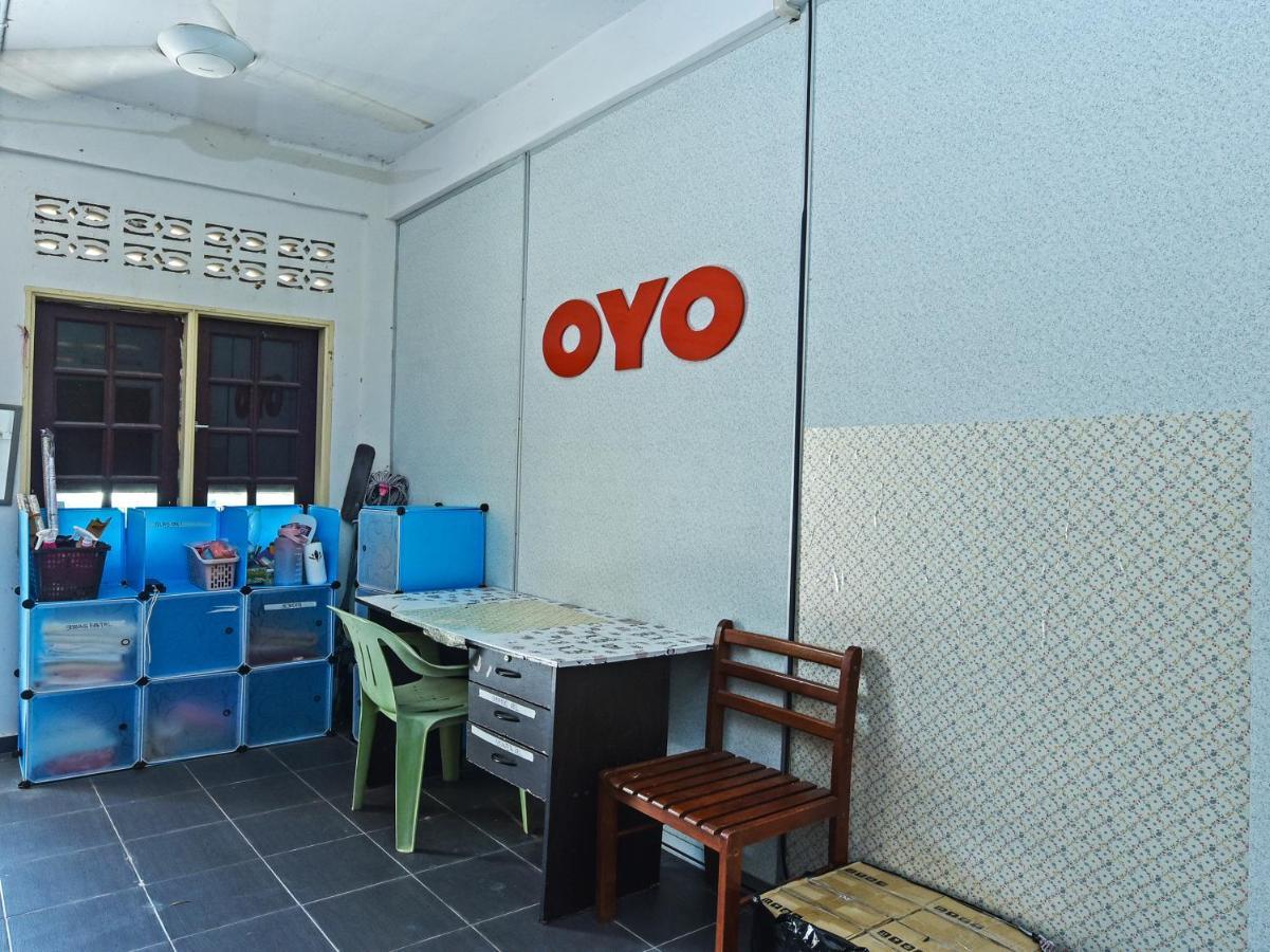 Oyo 90315 Chalet Pantai Rantau Panjang 쿠알라 롬핀 외부 사진